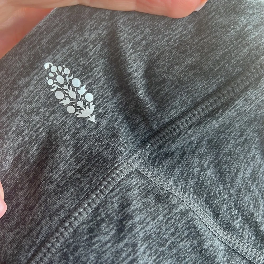 FREE‎ PEOPLE Movement 'Intuition' Leggings Blue Gray Color Blocked